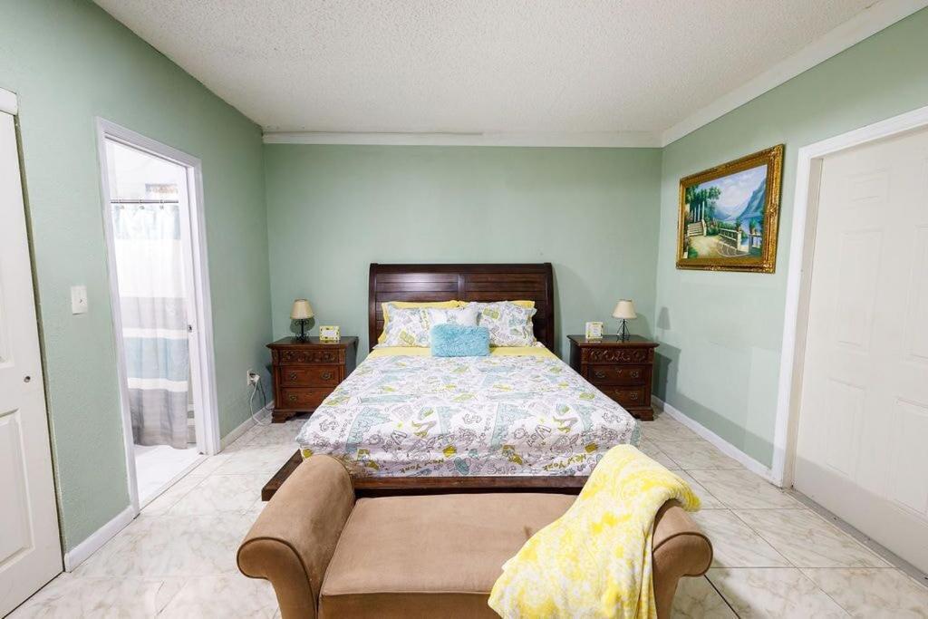 Private Suite In North Miami نورث ميامي بيتش المظهر الخارجي الصورة
